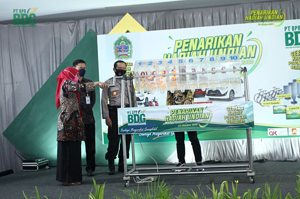 Penarikan Undian Tabungan Handayani dan Kredit Potong Gaji